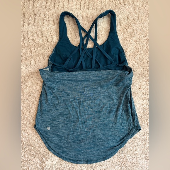 Lululemon Free To Be Serene 2-in-1 tank - Picture 2 of 6